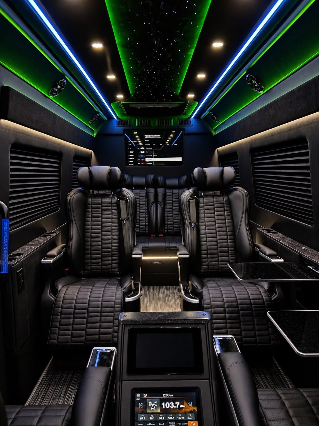 The Lancelot interior — photo 5